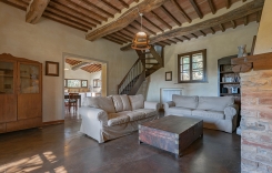 Castelrotto cottage living 1.jpg