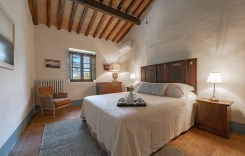 Castelrotto upstairs BR 3.jpg